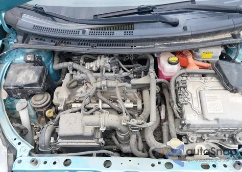 2012 Toyota Prius C Three from USA, damaged, VIN JTDKDTB37C1009282